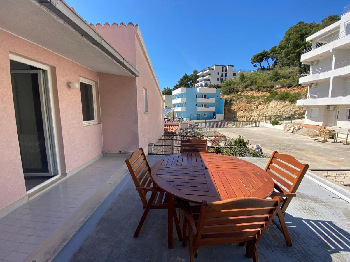 Maritom Apartments Baška Voda Eksteriør bilde